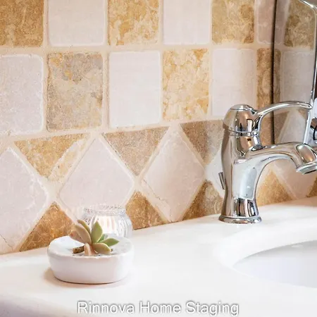 Vitto - Sleep & Go Capoterra