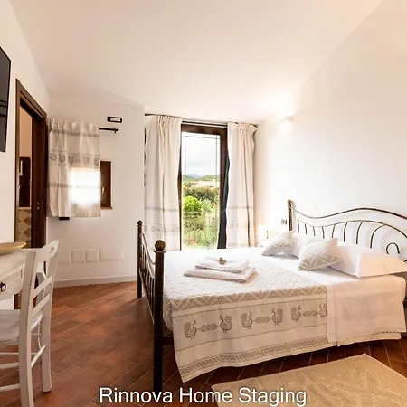 Vitto - Sleep & Go Capoterra